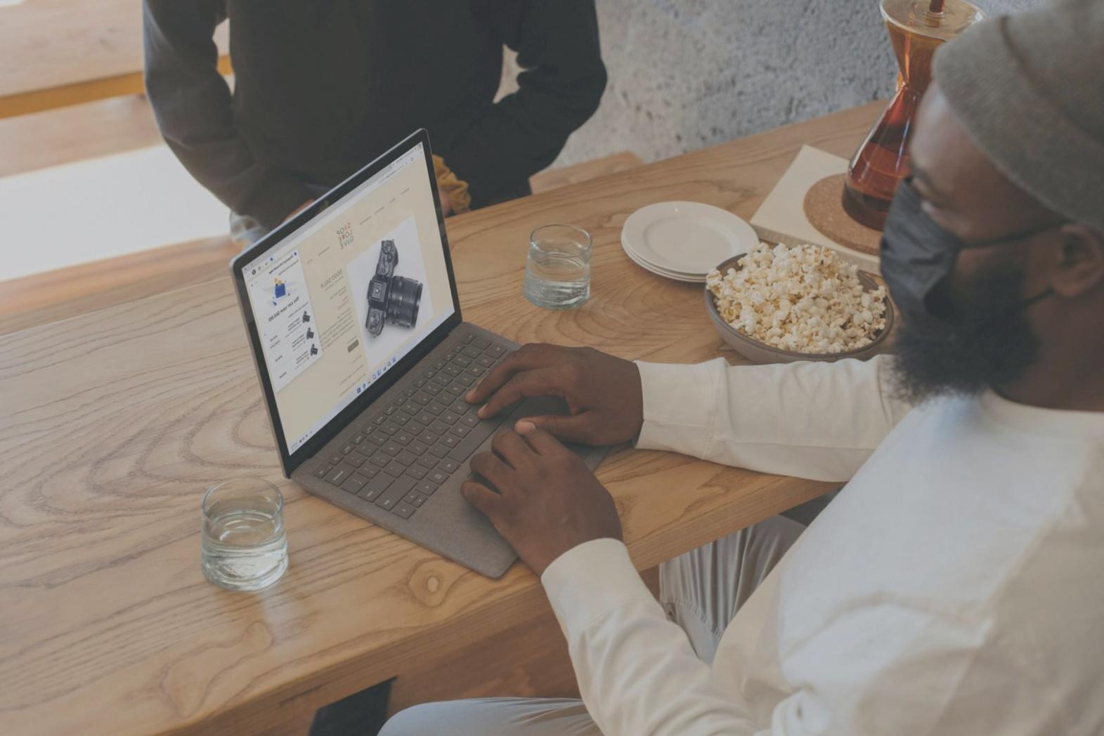 Entspannungsbereich mit natürlichen Materialien